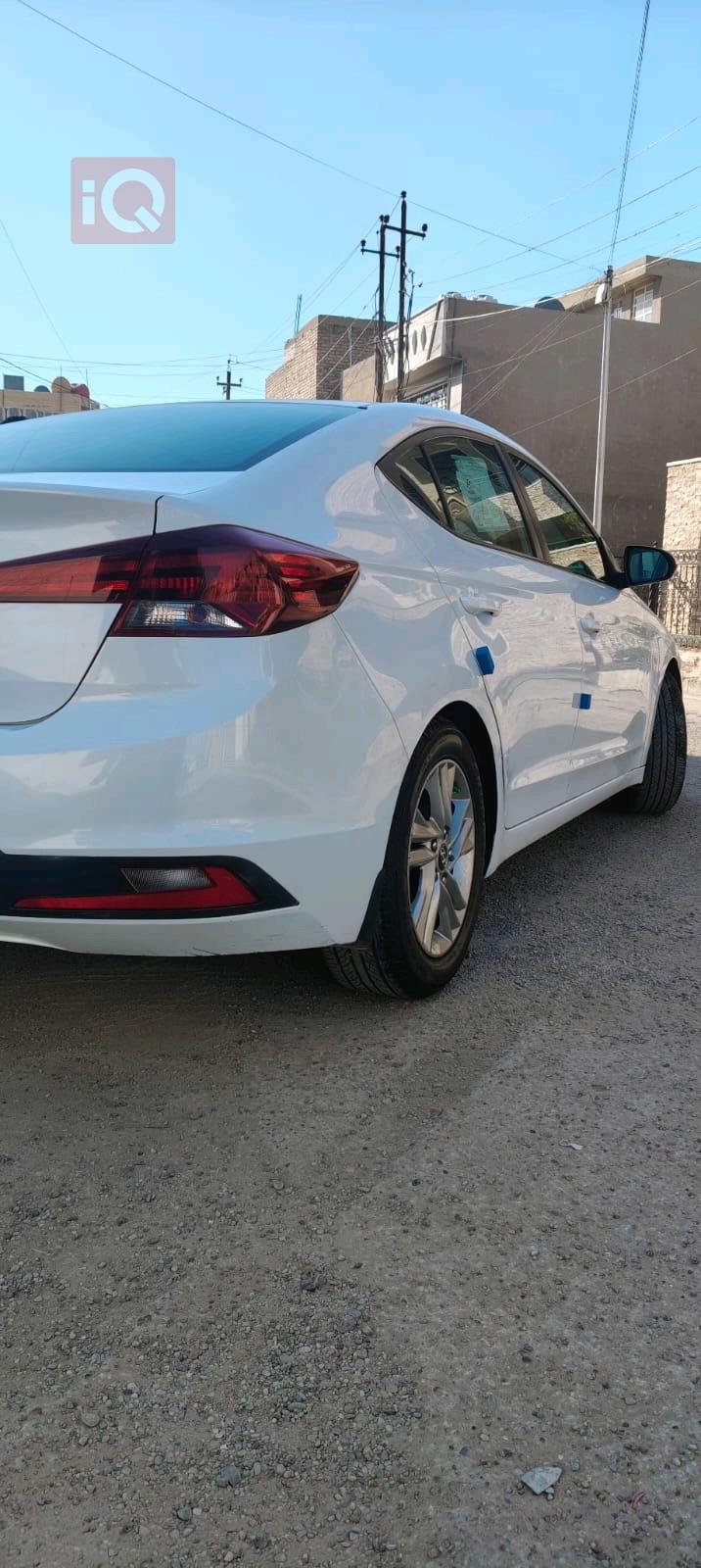 هیوندای ئەلەنترا
